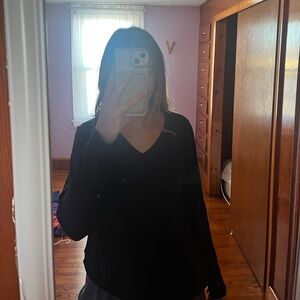 Lands End Black Long Sleeve V-Neck Size Medium